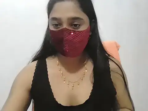 Snapshot of Chitrani- chatting on February 10, 2026, 5:28 pm Chitrani- online show from February 10, 2026, 5:28 pm