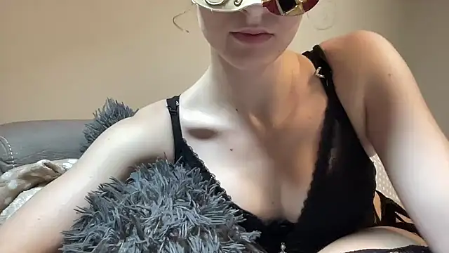 Snapshot of lexihot0000 chatting on December 17, 2025, 5:52 pm lexihot0000 online show from December 17, 2025, 5:52 pm