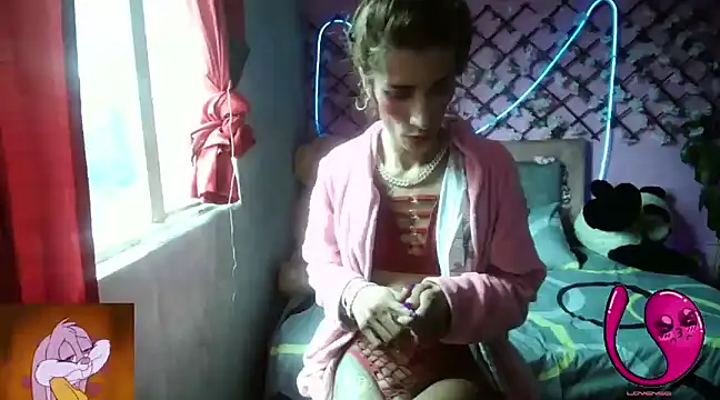 Snapshot of roxy_roxxan chatting on January 24, 2025, 6:25 pm roxy roxxan online show from January 24, 2025, 6:25 pm