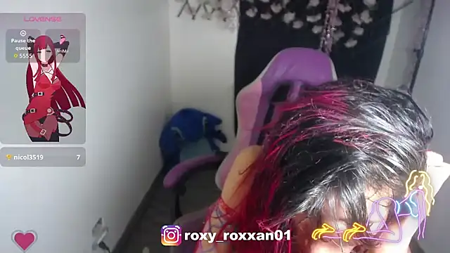 roxy roxxan online show from March 19, 2026, 1:31 am