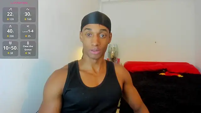 Malkongarcia online show from November 4, 2025, 2:43 am