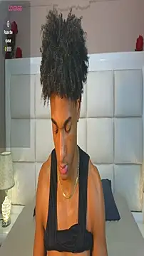 Snapshot of Malkongarcia chatting on December 20, 2025, 7:54 pm Malkongarcia online show from December 20, 2025, 7:54 pm