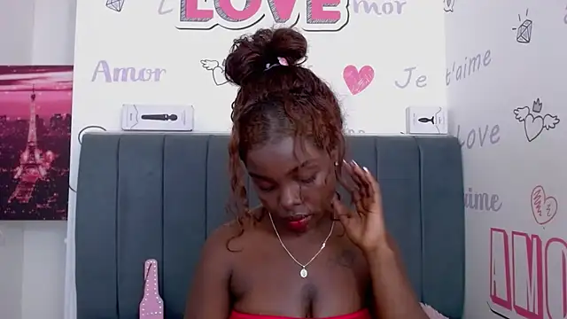 Snapshot of KilyetVera3x chatting on February 3, 2025, 4:57 am KilyetVera3x online show from February 3, 2025, 4:57 am