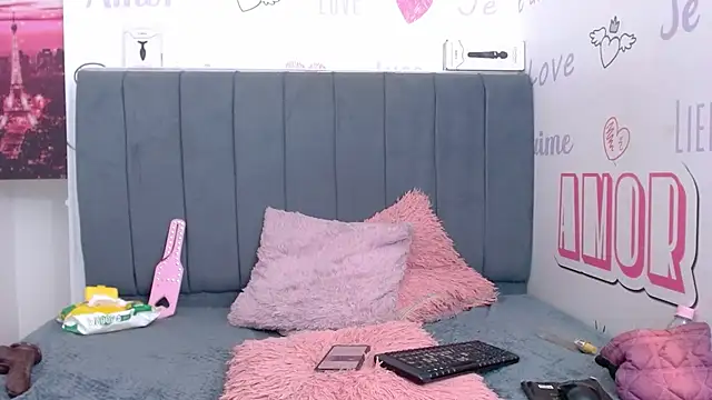 Snapshot of KilyetVera3x chatting on February 6, 2025, 6:51 am KilyetVera3x online show from February 6, 2025, 6:51 am