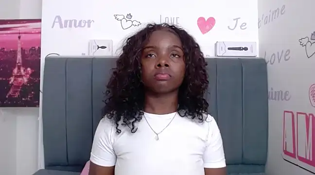 Snapshot of KilyetVera3x chatting on February 12, 2025, 9:42 am KilyetVera3x online show from February 12, 2025, 9:42 am