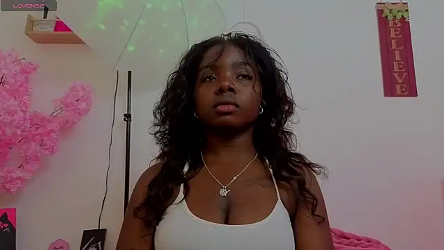 Snapshot of KilyetVera3x chatting on September 15, 2025, 7:41 am KilyetVera3x online show from September 15, 2025, 7:41 am