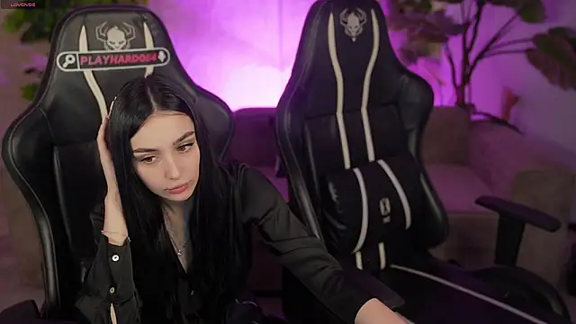 Cassy-Celestial  online show from May 6, 2026, 10:42 am
