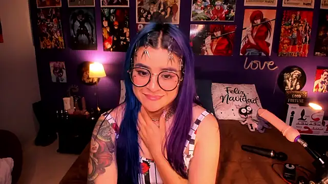 Snapshot of anne_cross chatting on December 12, 2024, 5:52 am anne cross online show from December 12, 2024, 5:52 am