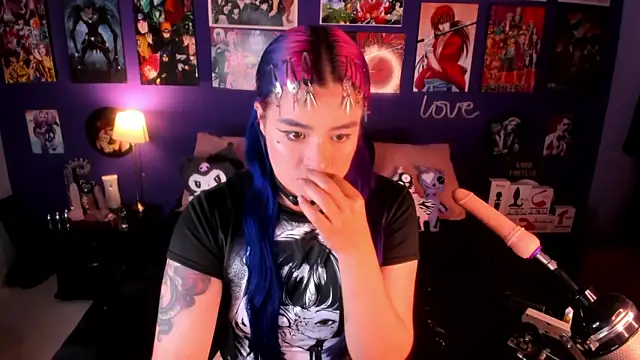 Snapshot of anne_cross chatting on February 6, 2025, 3:27 am anne cross online show from February 6, 2025, 3:27 am