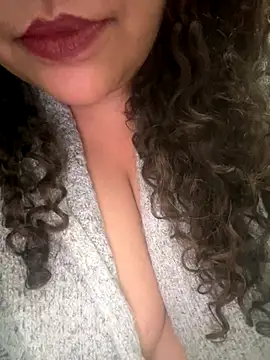 Snapshot of Snehameoww@xh chatting on November 20, 2025, 7:02 pm Snehameowwxh online show from November 20, 2025, 7:02 pm