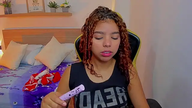 Snapshot of aurora_rodriguez chatting on January 13, 2025, 12:13 pm aurora rodriguez online show from January 13, 2025, 12:13 pm