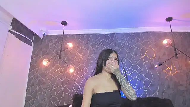 Snapshot of leigh-angels chatting on January 6, 2026, 9:39 pm leigh-angels online show from January 6, 2026, 9:39 pm