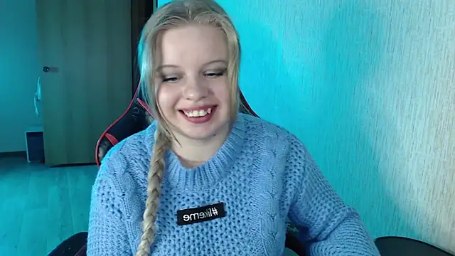 Snapshot of Angelic_Lika chatting on February 22, 2025, 5:46 pm Angelic Lika online show from February 22, 2025, 5:46 pm