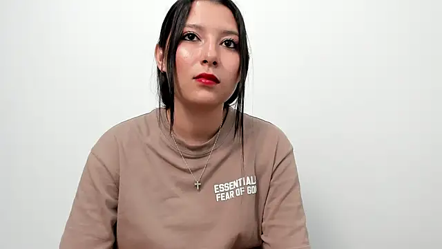 cami-01 online show from November 14, 2025, 8:51 pm