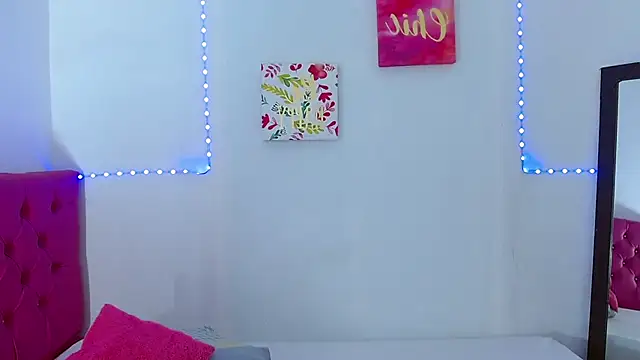 Snapshot of Naturalboobss chatting on January 26, 2025, 3:27 am Naturalboobss online show from January 26, 2025, 3:27 am