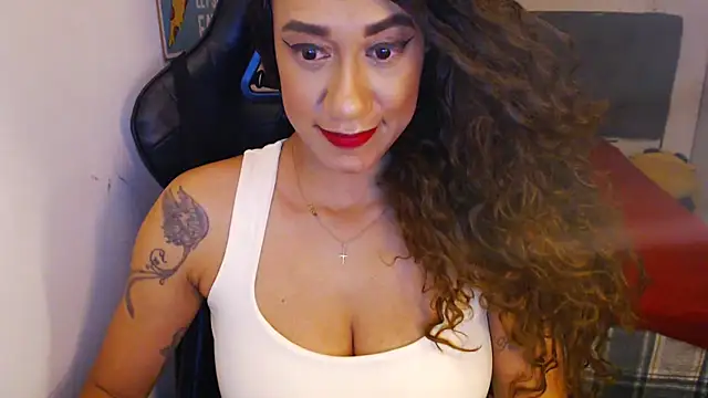 Snapshot of gauchinhaG chatting on November 4, 2025, 11:37 pm gauchinhaG online show from November 4, 2025, 11:37 pm