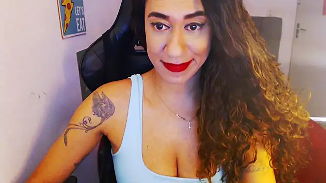 Snapshot of gauchinhaG chatting on November 17, 2025, 11:38 am gauchinhaG online show from November 17, 2025, 11:38 am