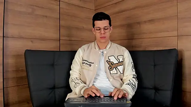 Snapshot of MarcoSullivan chatting on January 11, 2025, 11:34 am MarcoSullivan online show from January 11, 2025, 11:34 am