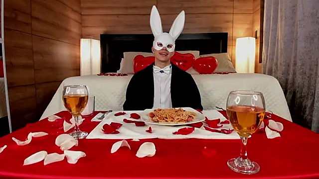 Snapshot of MarcoSullivan chatting on February 14, 2025, 3:15 pm MarcoSullivan online show from February 14, 2025, 3:15 pm