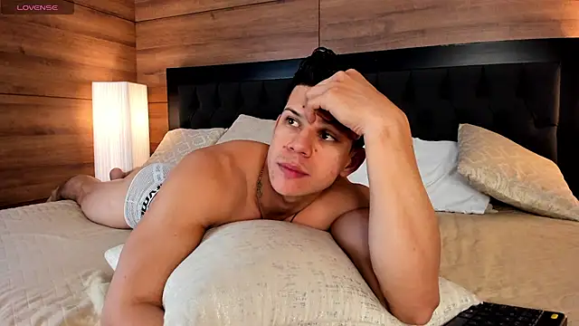 Snapshot of MarcoSullivan chatting on February 27, 2025, 2:54 pm MarcoSullivan online show from February 27, 2025, 2:54 pm