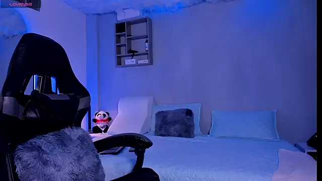 Snapshot of MarcoSullivan chatting on October 20, 2025, 12:27 pm MarcoSullivan online show from October 20, 2025, 12:27 pm