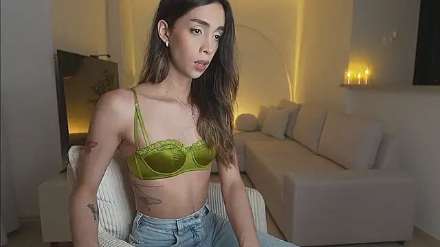 Emmavr online show from January 7, 2026, 2:14 am