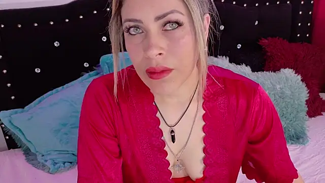 Snapshot of Natalia_Montoya chatting on September 13, 2025, 9:36 pm Natalia Montoya online show from September 13, 2025, 9:36 pm