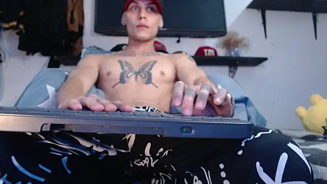 Snapshot of bix_couples chatting on March 2, 2026, 12:13 am bix couples online show from March 2, 2026, 12:13 am