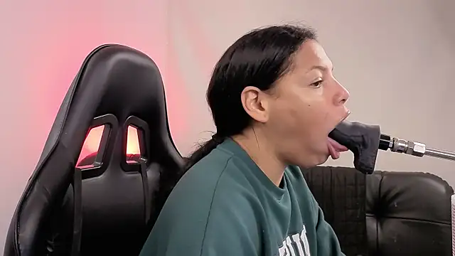 Snapshot of Anabel693 chatting on December 19, 2025, 8:49 pm Anabel693 online show from December 19, 2025, 8:49 pm