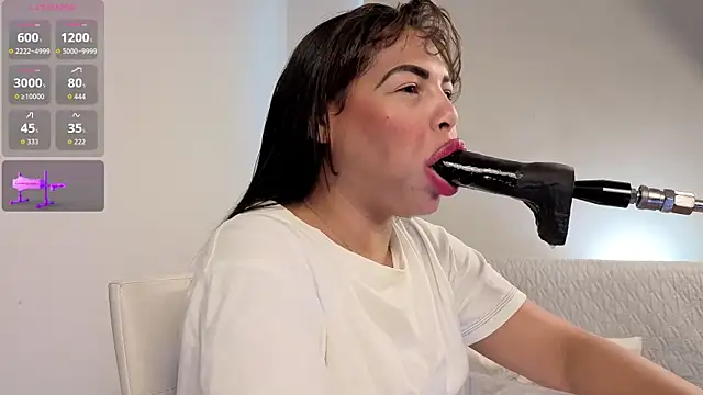 Anabel693 online show from May 22, 2026, 3:28 pm