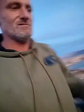 FloppyPickle4u online show from February 4, 2025, 1:23 am