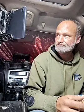 FloppyPickle4u online show from February 17, 2025, 4:48 pm