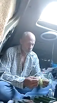 FloppyPickle4u online show from March 12, 2025, 10:39 pm