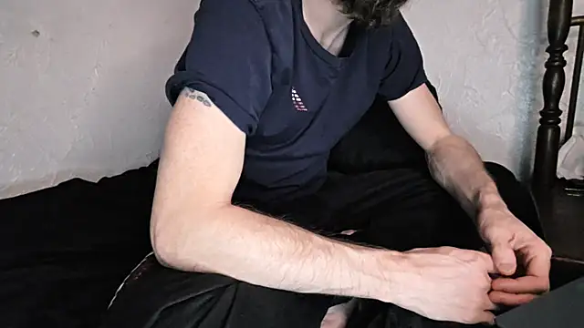 Talenjames4 online show from March 26, 2026, 12:39 am