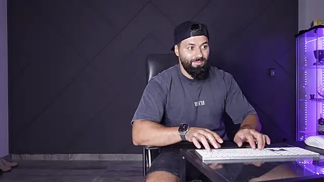 mattmasterss online show from July 10, 2026, 11:29 pm
