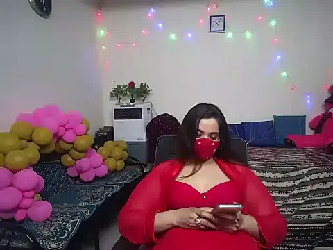 Arushisingh8888 online show from January 7, 2025, 11:16 am