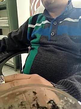 Snapshot of Hot-man39 chatting on January 18, 2026, 8:07 am Hot-man39 online show from January 18, 2026, 8:07 am