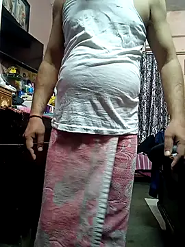 Snapshot of Hot-man39 chatting on February 9, 2026, 5:22 am Hot-man39 online show from February 9, 2026, 5:22 am