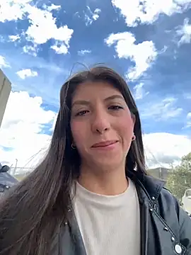 Megannklein online show from October 20, 2025, 3:12 pm