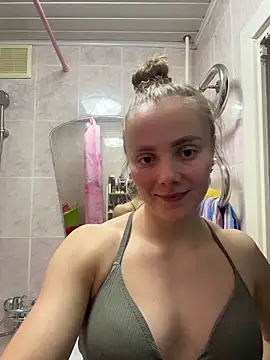 AlisaKissss online show from February 5, 2026, 7:40 pm