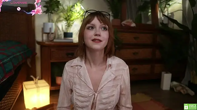 electric babe online show from October 9, 2025, 10:24 am