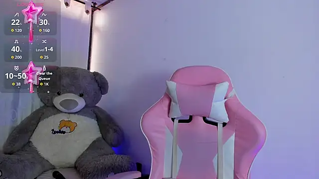 Snapshot of _elektrah chatting on December 4, 2025, 8:06 pm elektrah online show from December 4, 2025, 8:06 pm