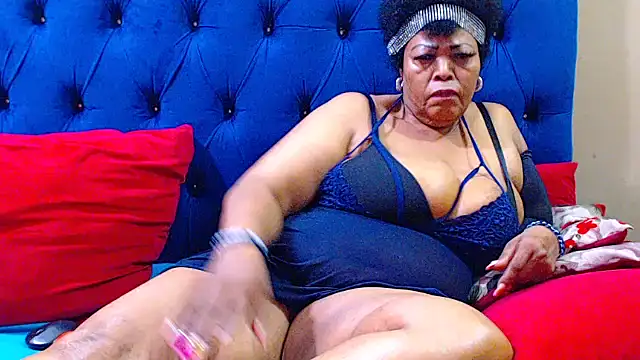 Snapshot of ebonycandy10 chatting on April 10, 2026, 7:07 pm ebonycandy10 online show from April 10, 2026, 7:07 pm