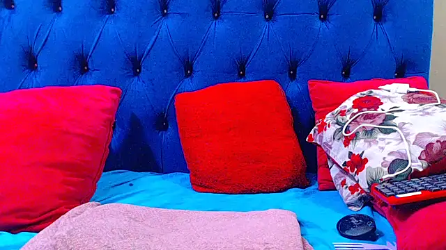 Snapshot of ebonycandy10 chatting on April 14, 2026, 6:36 pm ebonycandy10 online show from April 14, 2026, 6:36 pm