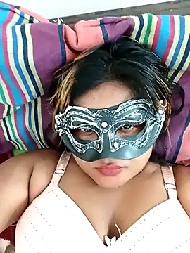 littlequeen77 online show from January 9, 2025, 7:21 am