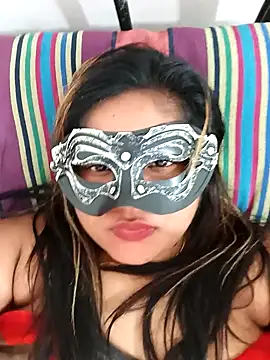 littlequeen77 online show from January 19, 2025, 8:39 am