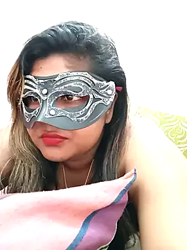 littlequeen77 online show from February 5, 2025, 9:25 am