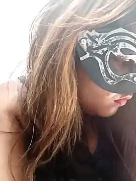 littlequeen77 online show from February 16, 2025, 5:15 am