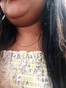 littlequeen77 online show from February 18, 2025, 10:38 am