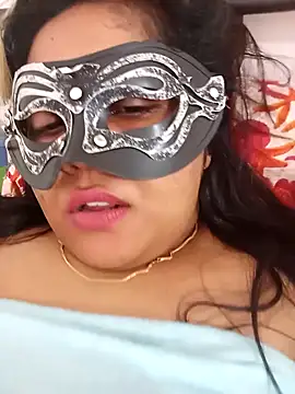 littlequeen77 online show from February 27, 2025, 6:07 am